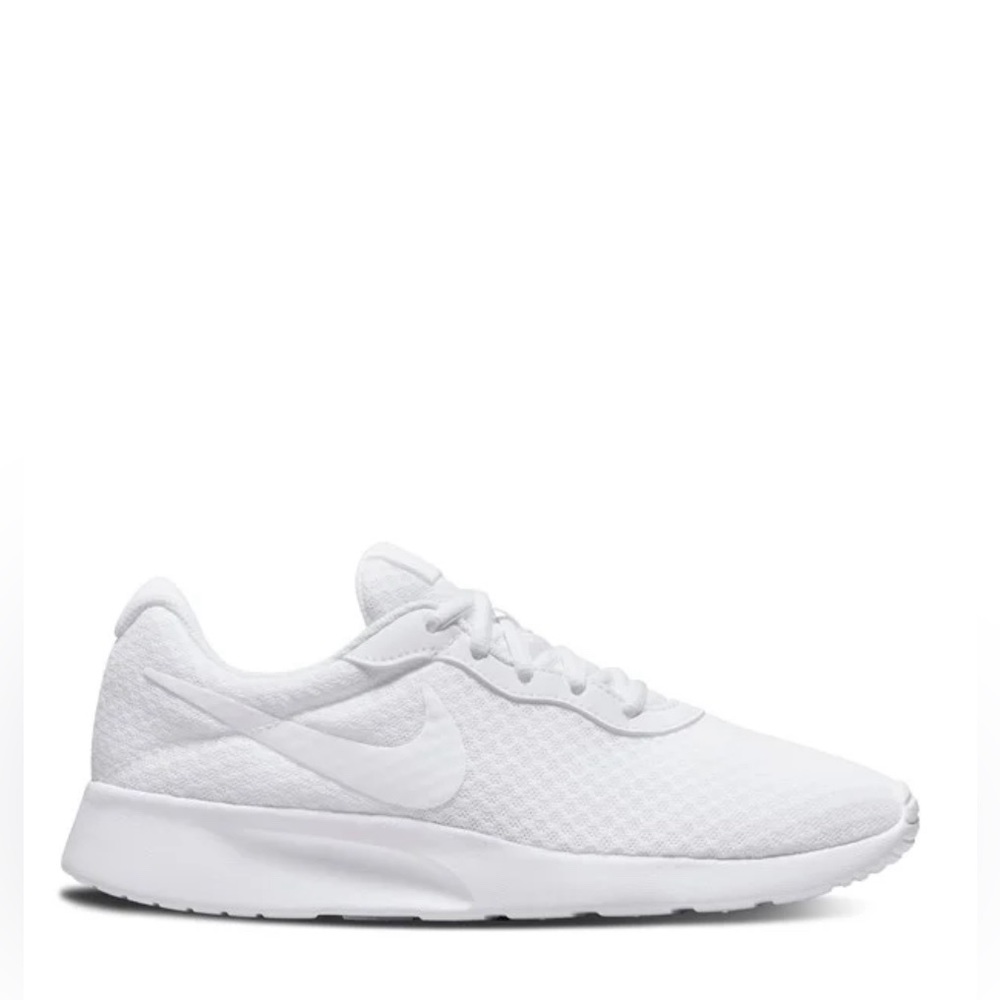 Nike Tanjun white on white womens sz 8.5, excellent condition*